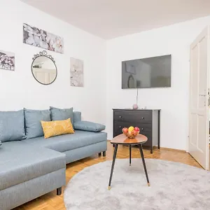 Zum Grazer Uhrturm Appartement Graz