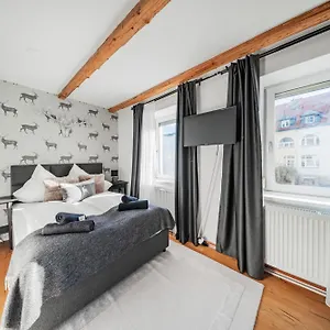 Innsbruck City Chalet Hotel apartamentowy